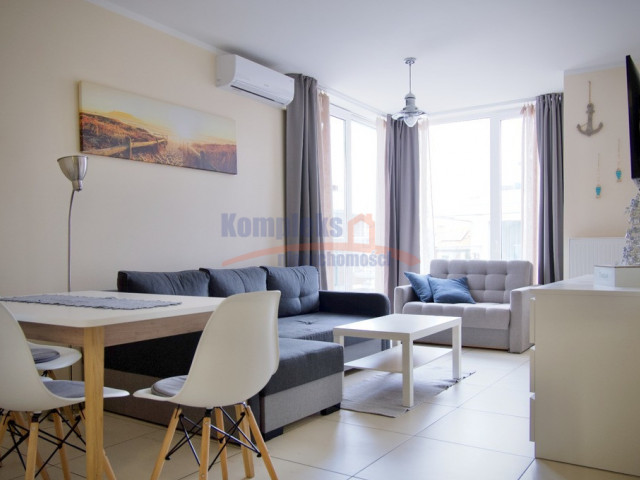 Apartament nad morzem obok latarni